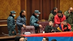 Protesta në Armeni pas marrëveshjes me Azerbajxhanin