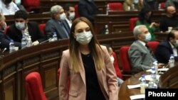Глава правящей фракции «Мой шаг» Лилит Макунц