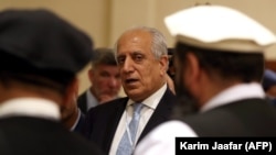 زلمي خلیلزاد په دوحې کې له طالب استازو سره د نهم پړاو خبرې کړي. 