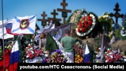 Могили російських військових на цвинтарі у Севастополі, архівне фото