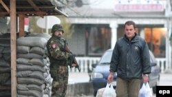 Preševo, kontrolni punkt na administrativnoj granici Srbije i Kosova