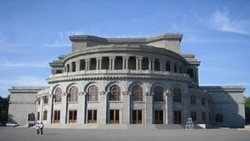«Սպարտակի» գրիգորովիչյան բեմադրությունը վերադառնում է երևանյան բեմ