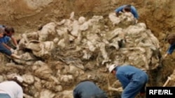 Jedna od masovnih grobnica koja svedoči o genocidu u Srebrenici, Foto: Selma Boračić 