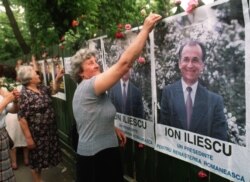 Prima campanie electorală, 1990