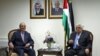 محمود عباس رییس تشکیلات خودگردان فلسطینی در دیدار با جرج میچل، فرستاده ویژه آمریکا در امور خاورمیانه