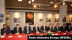 Čelnici svih 10 stranaka HNS-a BiH, foto: Mirsad Behram