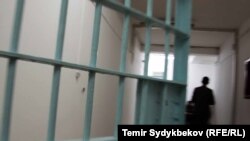 Tuniskim Temeljnim zakonom smrtna kazna zamjenjuje se kaznom zatvora u trajanju od 20 godina
