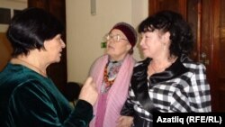 Зифа Кадырова очрашудан соң якташлары белән аралаша