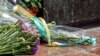 Кримчани принесли квіти до пам'ятника Тарасу Шевченку в Сімферополі. 24 серпня 2016 року