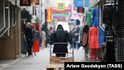 "Садовод" базары, архивдик сүрөт.