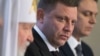 В червні до анексованого Криму замість Захарченка приїхав Денис Пушилін, так званий «глава ради депутатів» угруповання «ДНР»