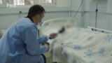 "Бутумдун алдында жарылып кетти". Лейлекте жабыркаган эне-бала ооруканада жатат 