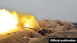 Large-scale military exercises in Azerbaijan in April 2017