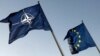 Zastave NATO-a i Evropske unije