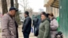 Додситон 19 соли зиндон талаб кард. Муштариён: пули моро бидиҳед
