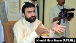 د بلوچستان کورنیو چارو وزیر سرفراز بګتی 