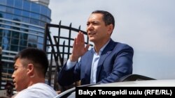 Өмүрбек Бабанов.