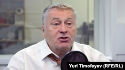 Orsýetiň Döwlet Dumasynyň wise-spikeri, Orsýetiň Liberal demokratik partiýasynyň (OLDP) lideri Wladimir Žirinowskiý Azatlyk Radiosynyň Moskwadaky studiosynda.
