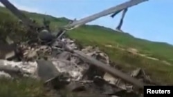 Un elicopter azer Mi-24 doborît de forțele armene în Nagorno-Karabach.