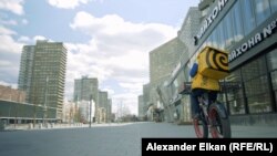 Кадр из фильма Дарьи Демуры и Александра Элькана.