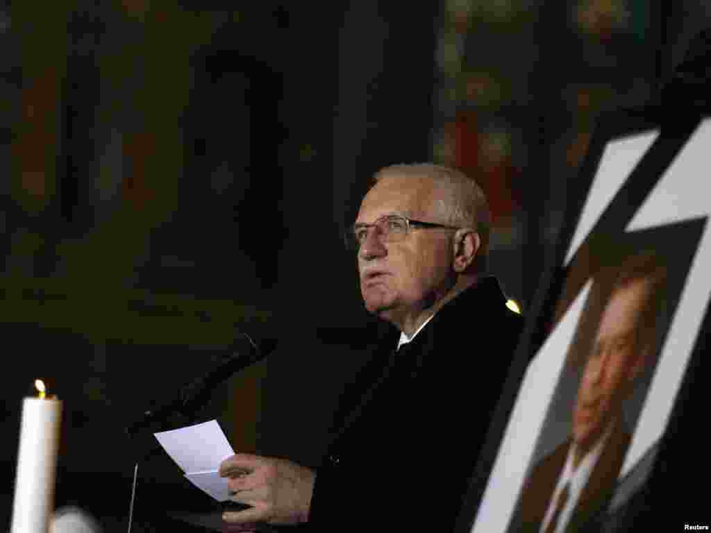 Presidenti i Çekisë Vaclav Klaus flet për Havelin...
