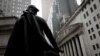 Wall Street, centrul financiar al Statelor Unite.