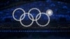 Одно из олимпийских колец не открылось на церемонии открытия зимних Игр в Сочи, Россия, 7 февраля 2014 года (Phil Noble, Reuters)