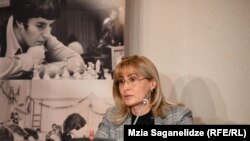 ადვოკატი მაია მწარიაშვილი პრესკონფერენციაზე