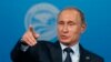 Vladimir Putin cu președintele iranian Hassan Rohani la summitul BRICS de la Ufa, la 9 iulie 2015