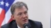 Джордж Кент наголошує, що минуло вже сім років після Революції гідності і два роки після виборів, на яких президент Володимир Зеленський і «Слуга народу» перемогли з мандатом на зміни