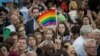 Americanii new-yorkezi își exprimă durerea și solidaritatea cu cei afectați de atacul de la Orlanda