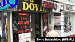 Türkiýe, dollaryň nyrhy. 10-njy awgust, 2018.