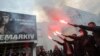Арешт Хаєцького викликав обурення багатьох одеситів. Перед апеляційним судом відбулася акція підтримки поета, на яку прийшли близько 200 людей
