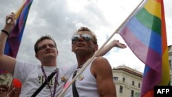 Потерпевшие в полицию не обращались, а власти Кахетии поспешили официально опровергнуть порочащую их живописный край информацию