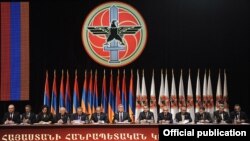 Հանրապետական կուսակցության 13-րդ համագումարի նախագահությունը, 10-ը մարտի, 2012թ.